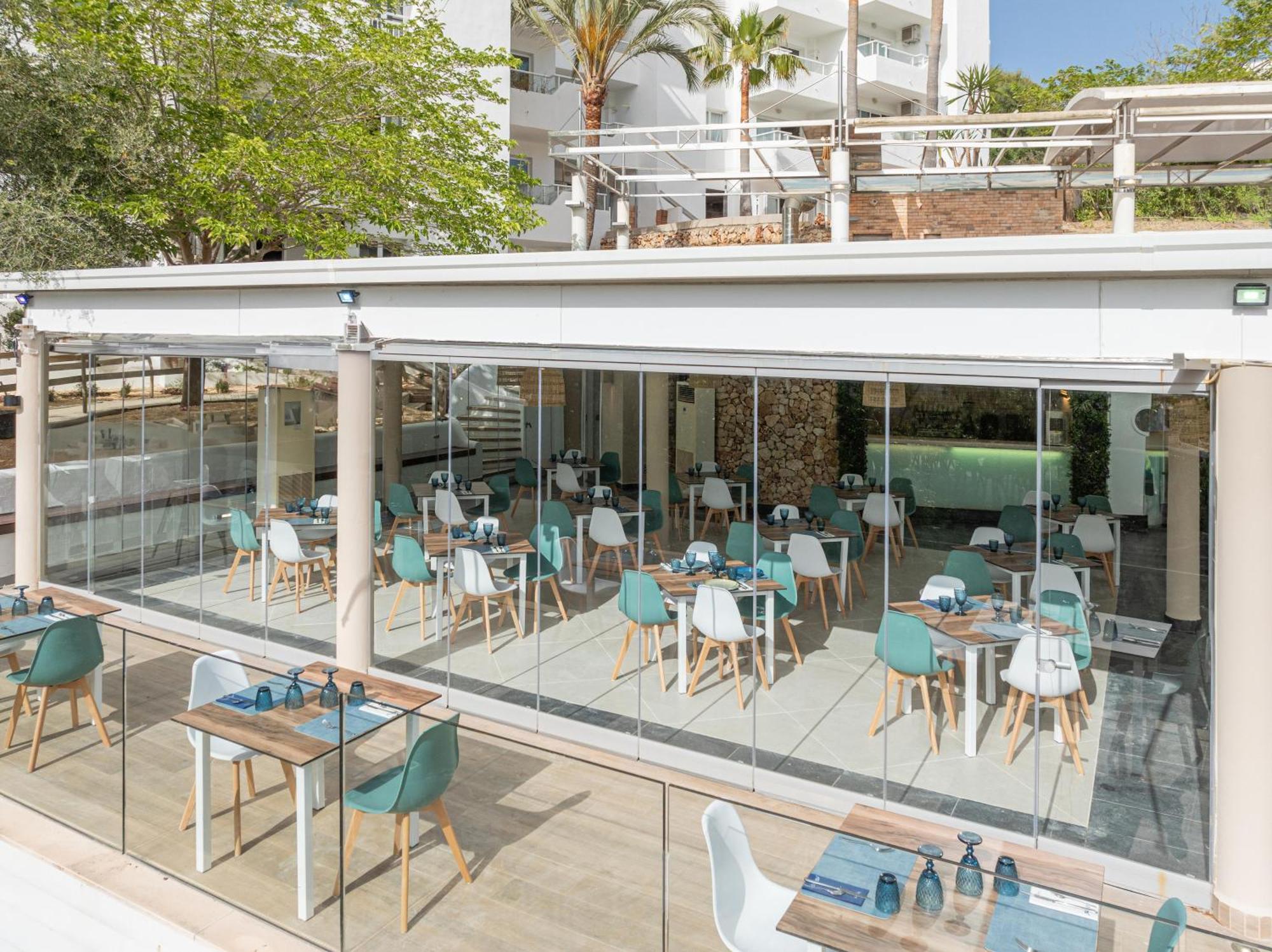 Aparthotel Ferrera Suites&apartments 4*