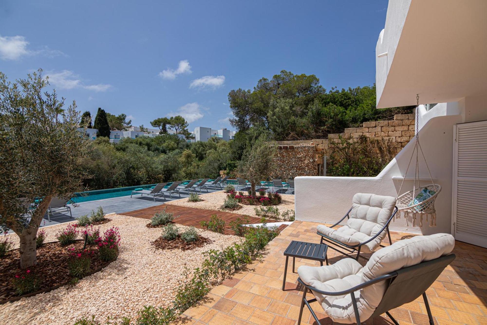 Ferrera Suites&apartments Aparthotel 4*