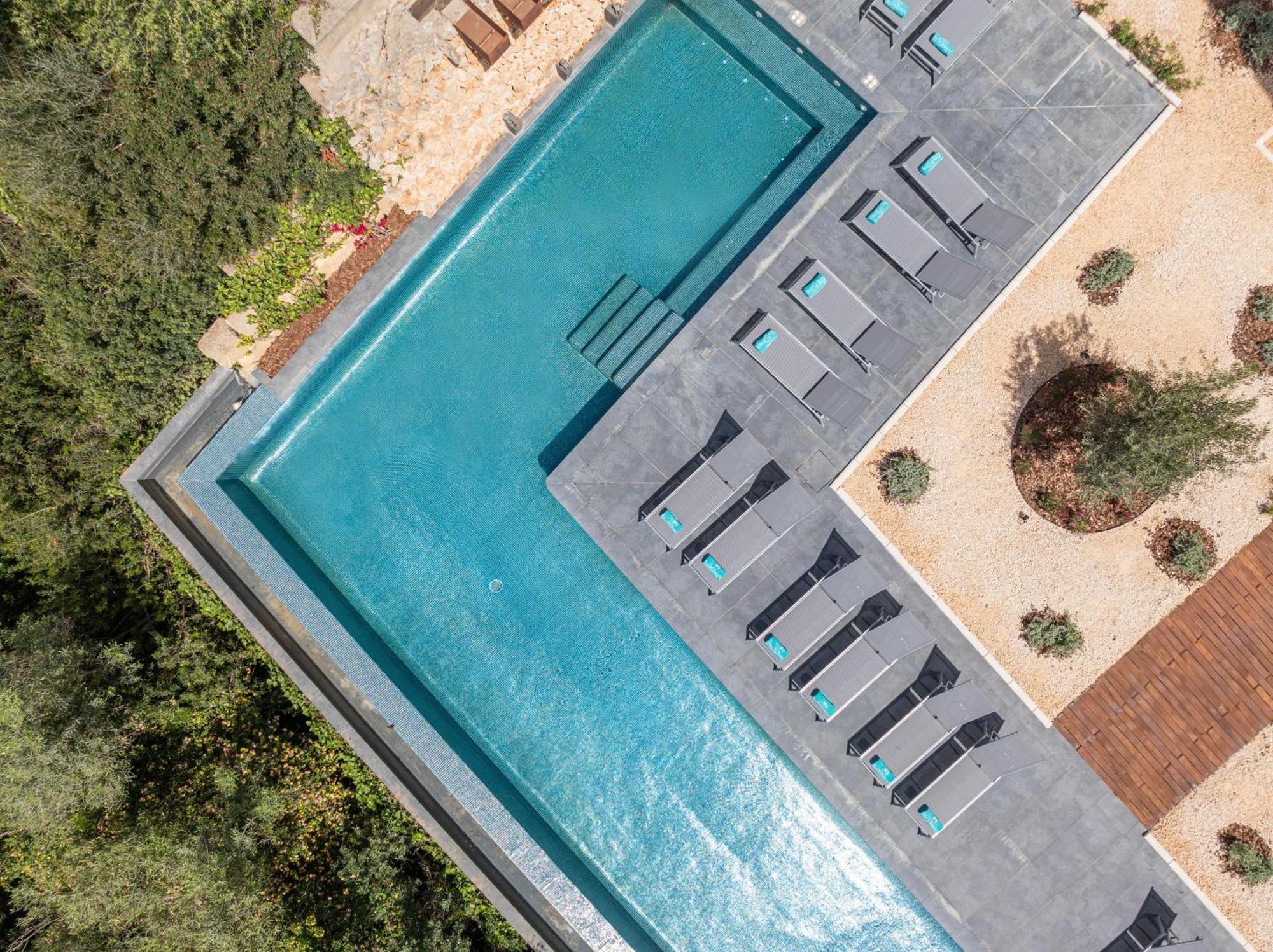 Ferrera Y Ferrera Anexo Apartahotel 4*
